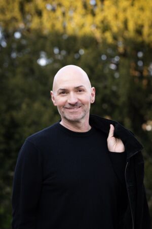 Dirk Kazmierczak - Tanztherapeut BTD/ Ausbilder BTD / Heilpraktiker Psychotherapie // Choreograph Dirk Kazmierczak - Tanztherapeut BTD/ Ausbilder BTD / Heilpraktiker Psychotherapie // Choreograph