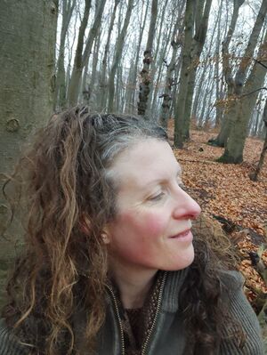 Natalie Nicola - Freie Lektorin, Autorin und Präsenz-Trainerin